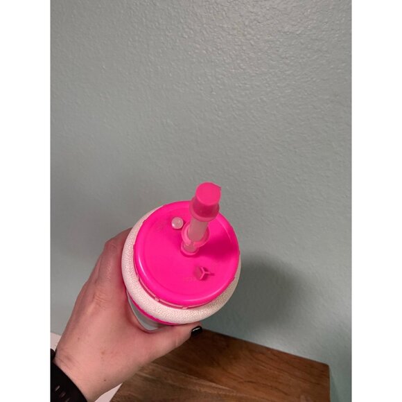 Vintage Pepsi Plastic Stinker Hot Pink Animal Tumbler with Lid and Straw‎ - Picture 8 of 12
